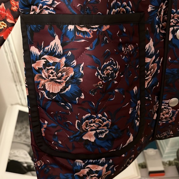 RARE Burberry Floral Quilted Jacket - Picture 4 of 7